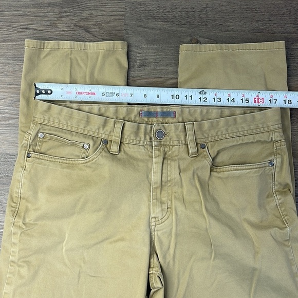 Saks Fifth Avenue Men’s Flat Front Khaki Chino Pants, size 34x30 - Picture 4 of 13